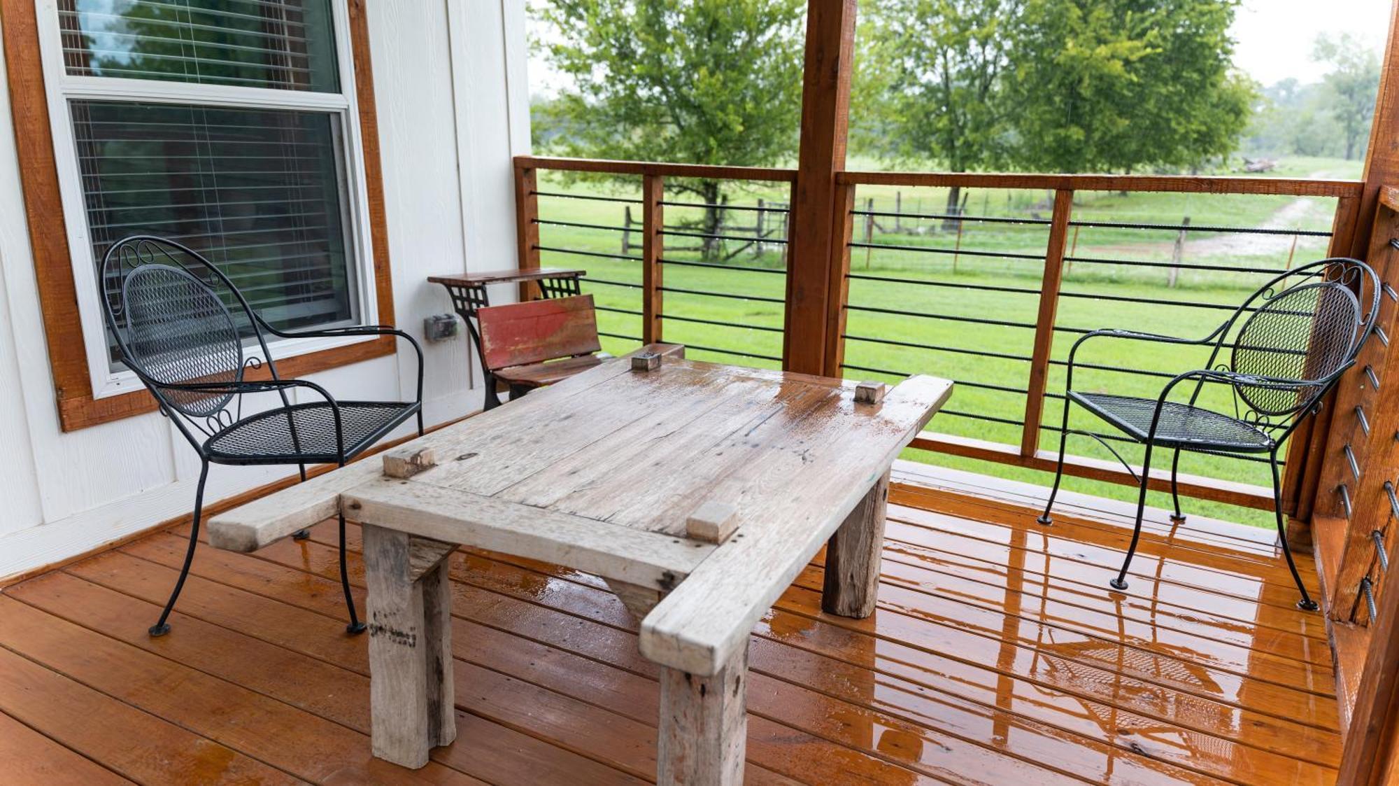Moon River Ranch Lodge