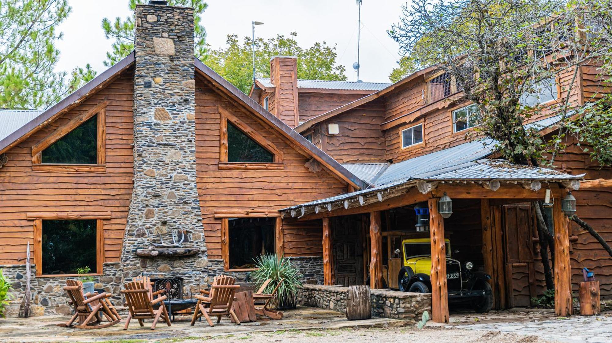 Moon River Ranch * Satin