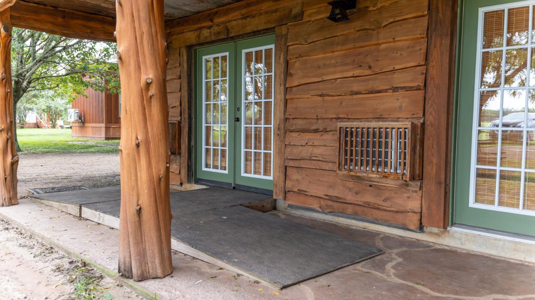 Moon River Ranch *