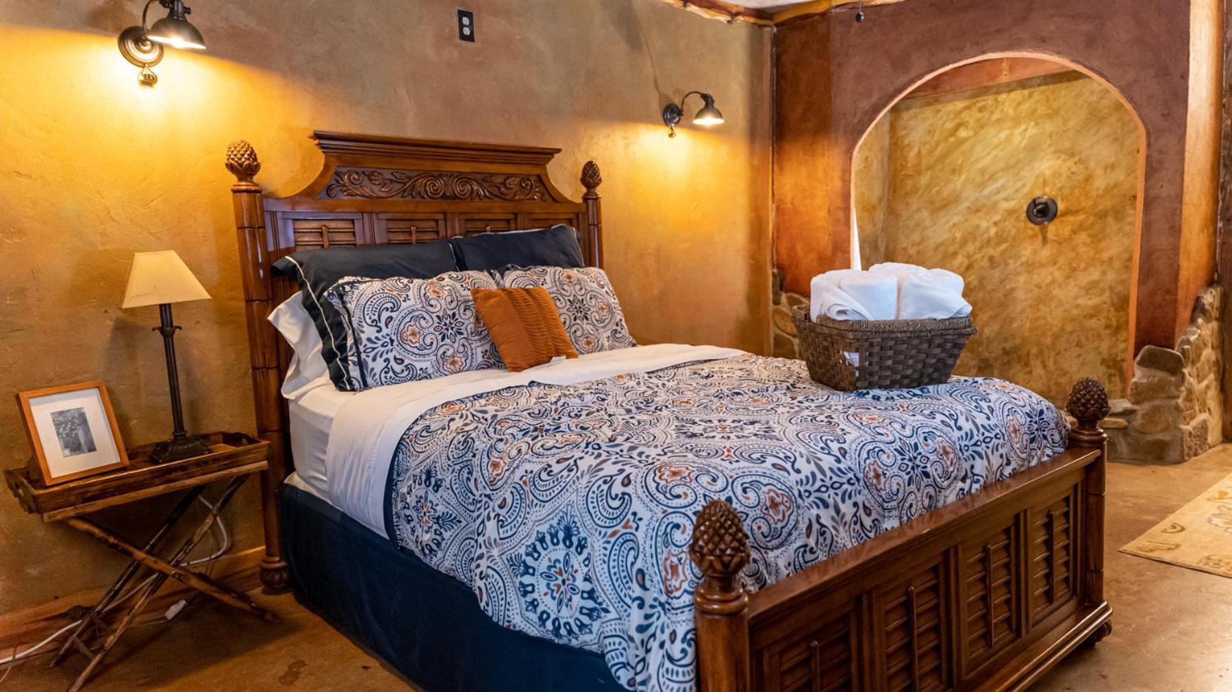 Moon River Ranch Lodge